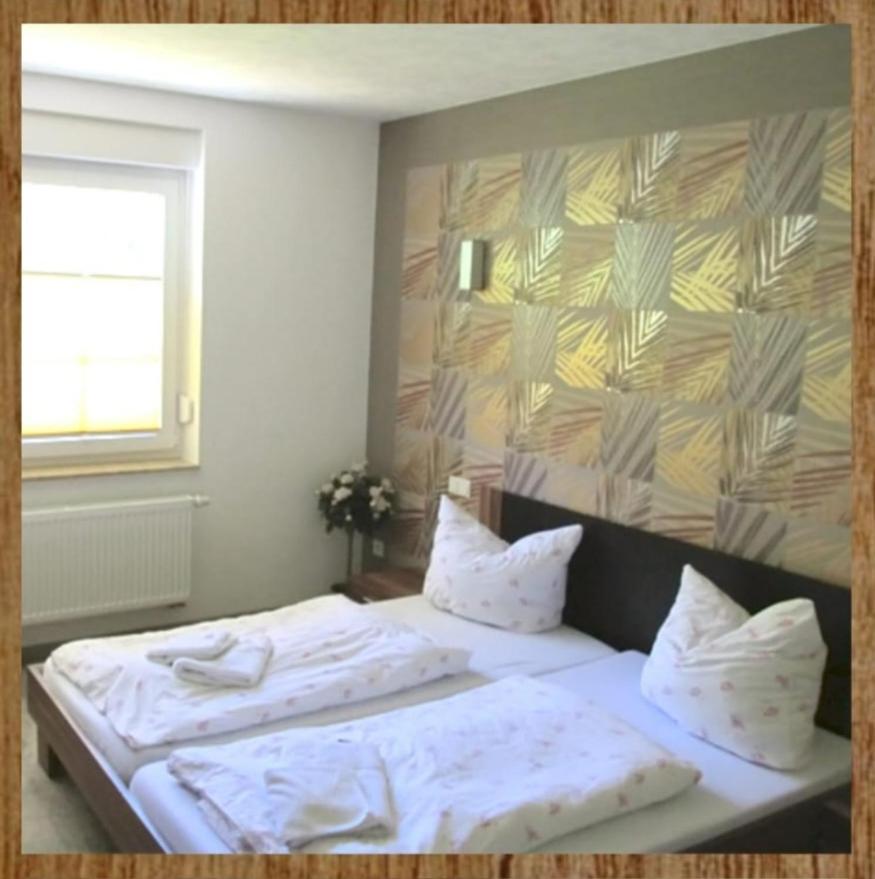 Heyerode Hotel Zum Eichsfelder Fleischer מראה חיצוני תמונה